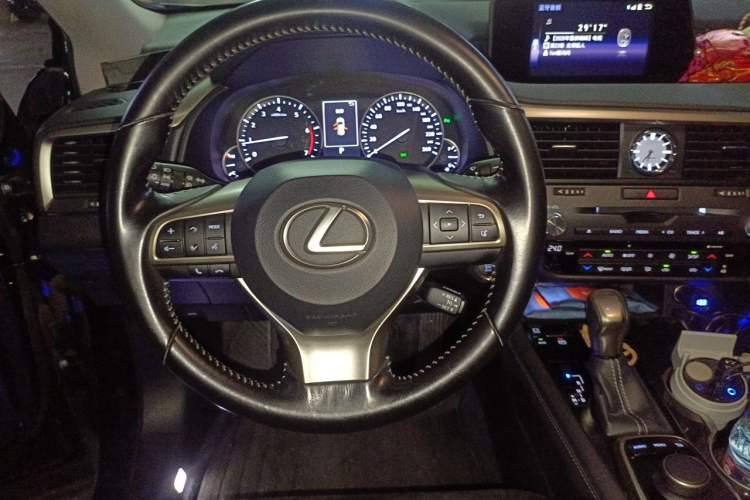 Used Lexus RX 2016 300 Two-Wheel Drive Elite Version China V Standard Steering Wheel