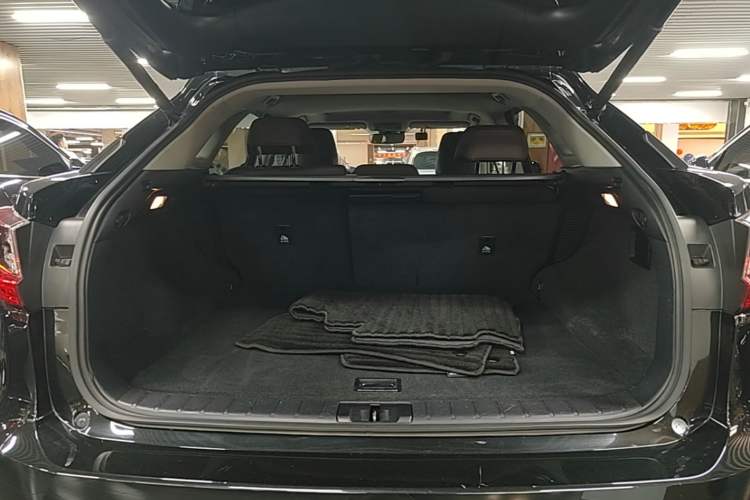 Used Lexus RX 2016 450h Four-Wheel Drive Elegant Edition Trunk