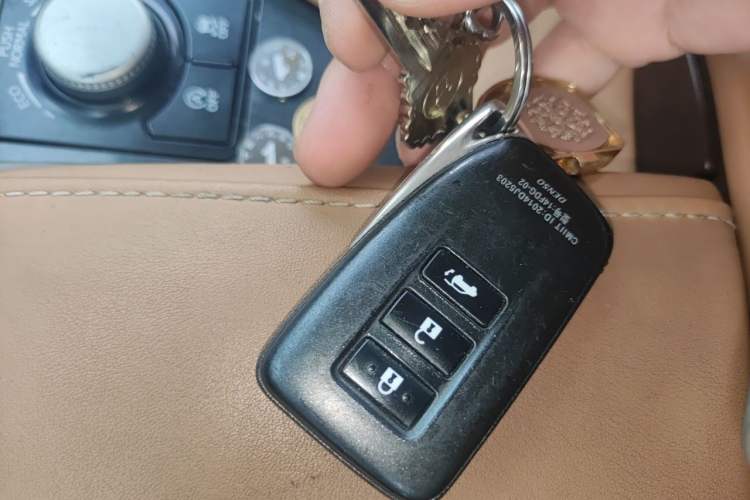Used Lexus RX 2016 300 Two-Wheel Drive Comfort Edition China VI Standard Vehicle Key