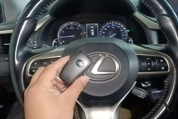 Used Lexus RX 2016 300 Two-Wheel Drive Elite Version China V Standard Vehicle Key