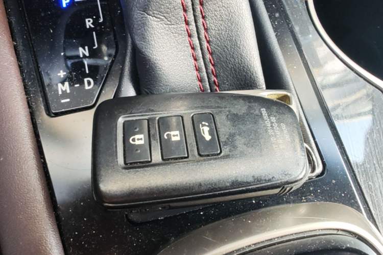 Used Lexus RX 2016 300 4x4 Elegant Edition China V-standard Vehicle Key