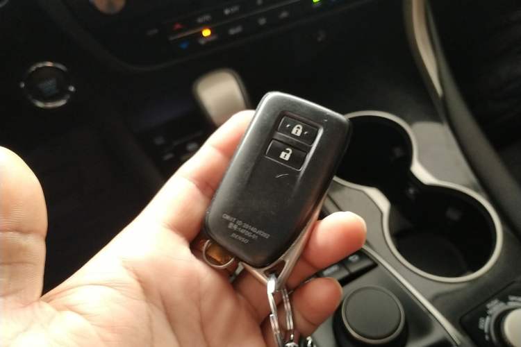 Used Lexus RX 2016 300 Two-Wheel Drive Elite Version China V Standard Vehicle Key