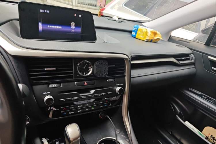 Used Lexus RX 2016 300 Two-Wheel Drive Elite Version China V Standard Audio And AC Panel
