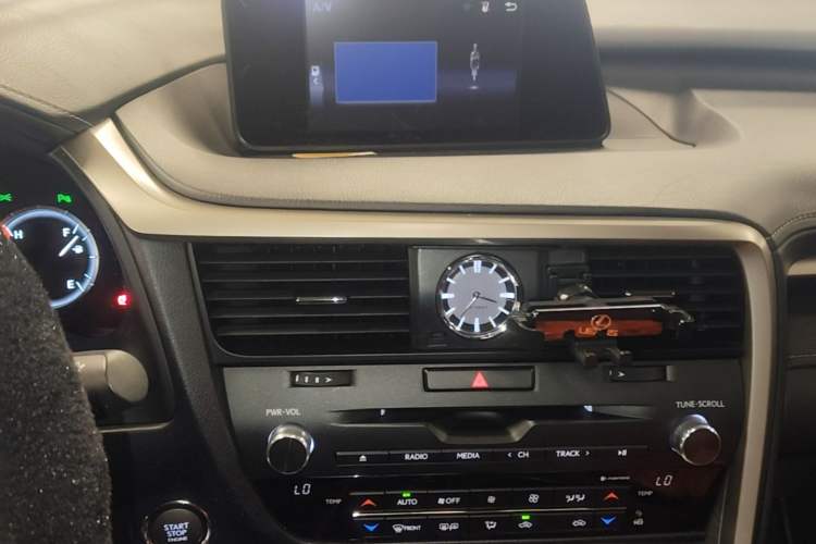Used Lexus RX 2016 300 4x4 F SPORT Version China V Standard Audio And AC Panel
