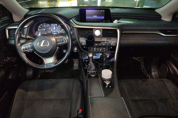 Used Lexus RX 2016 300 Two-Wheel Drive Elite Version China V Standard Center Console