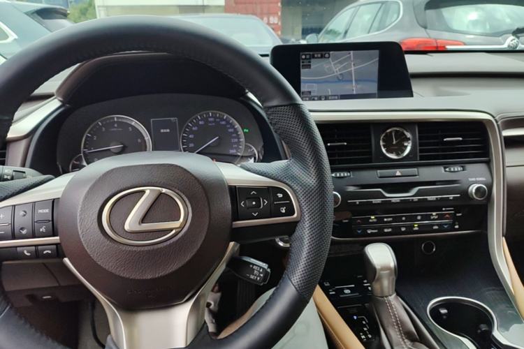 Used Lexus RX 2016 300 4x4 Elegant Edition China V-standard Center Console