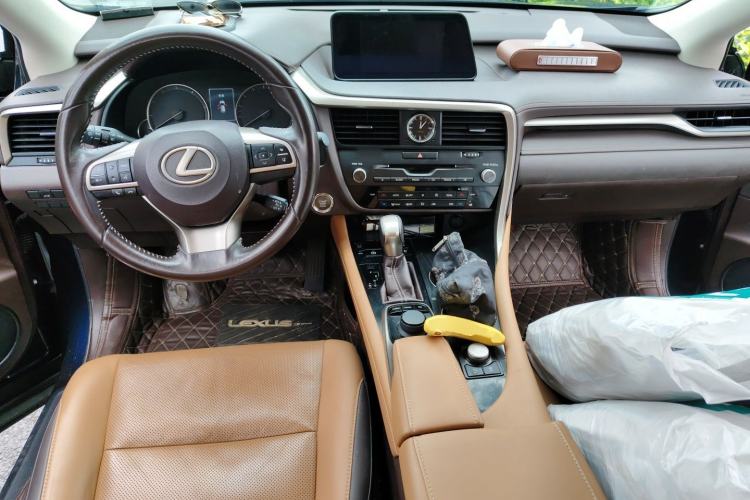 Used Lexus RX 2016 300 Two-Wheel Drive Comfort Edition China V Standard Center Console