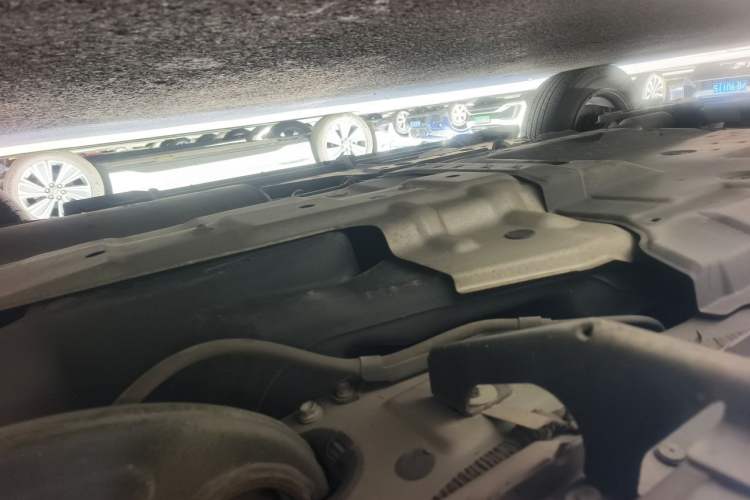 Used Lexus RX 2016 300 Two-Wheel Drive Elite Edition China VI Standard Chassis Rear Left