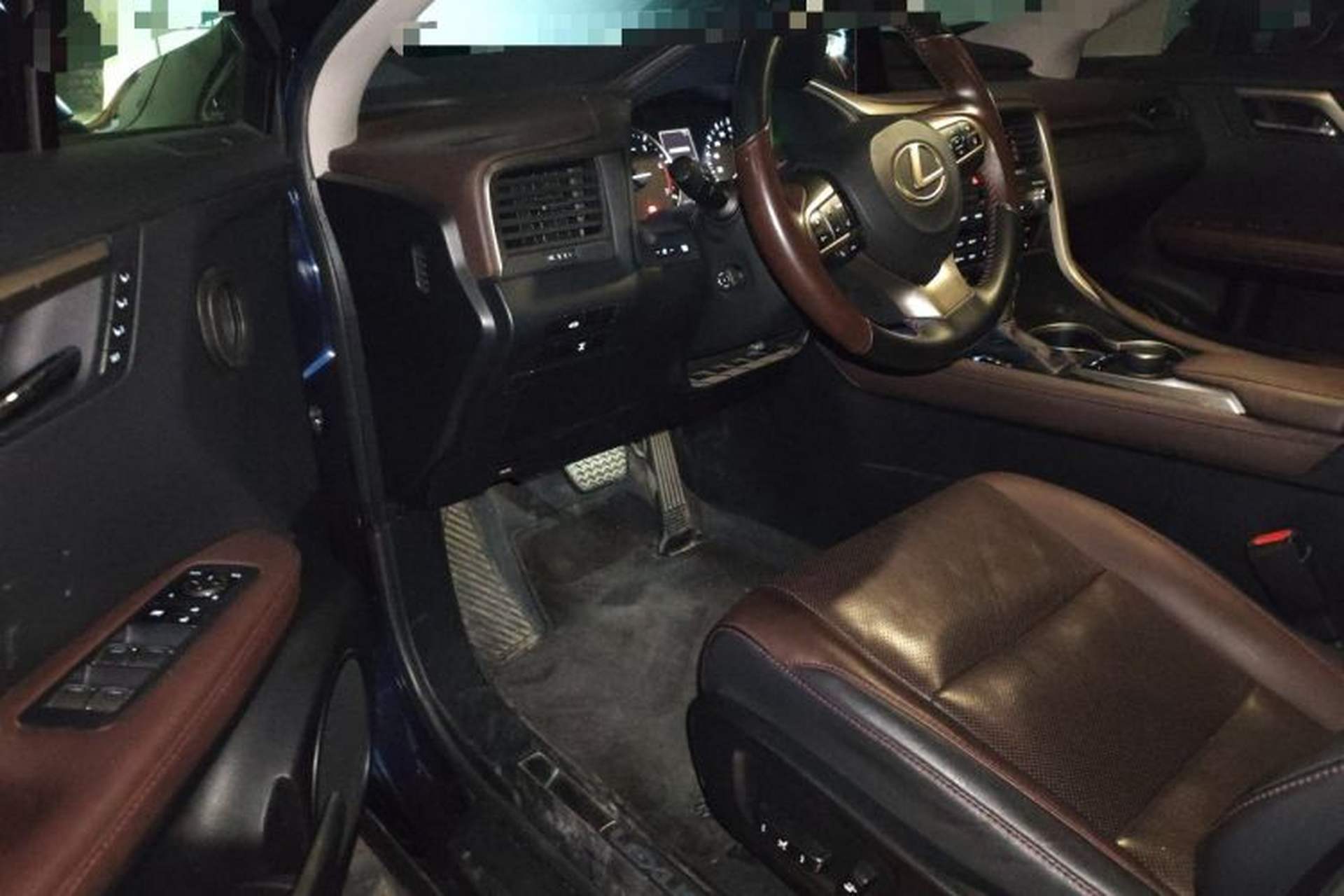 Used Lexus RX 2016 300 4x4 Elegant Edition China VI Driver Seat