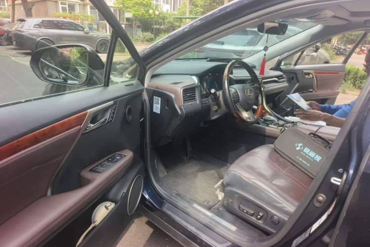 Used Lexus RX 2016 450h Four-Wheel Drive Luxury Edition Driver Seat