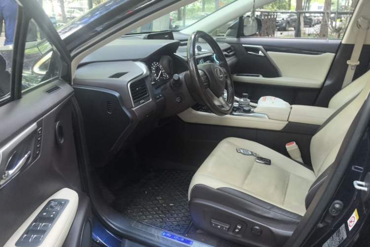Used Lexus RX 2016 300 Two-Wheel Drive Comfort Edition China V Standard Driver Seat
