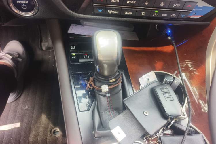 Used Lexus RX 2016 450h Four-Wheel Drive Luxury Edition Gear Lever