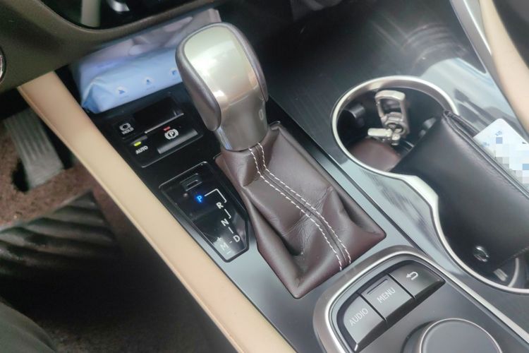 Used Lexus RX 2016 300 Two-Wheel Drive Elite Version China V Standard Gear Lever