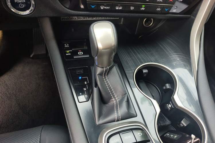 Used Lexus RX 2016 450h Four-Wheel Drive Elegant Edition Gear Lever