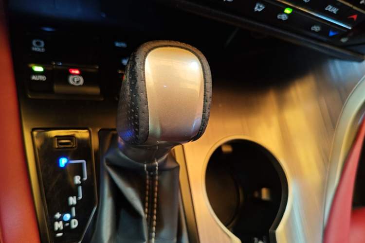 Used Lexus RX 2016 300 4x4 F SPORT Version China V Standard Gear Lever