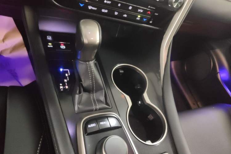 Used Lexus RX 2016 300 Two-Wheel Drive Elite Version China V Standard Gear Lever
