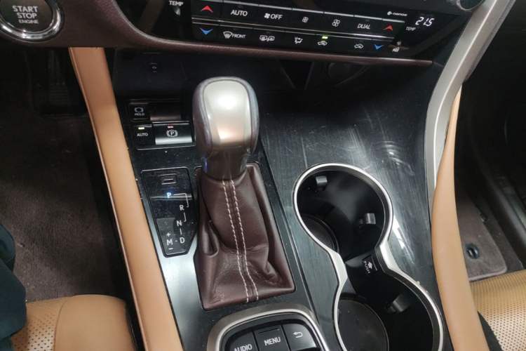 Used Lexus RX 2016 300 4x4 Elegant Edition China V-standard Gear Lever