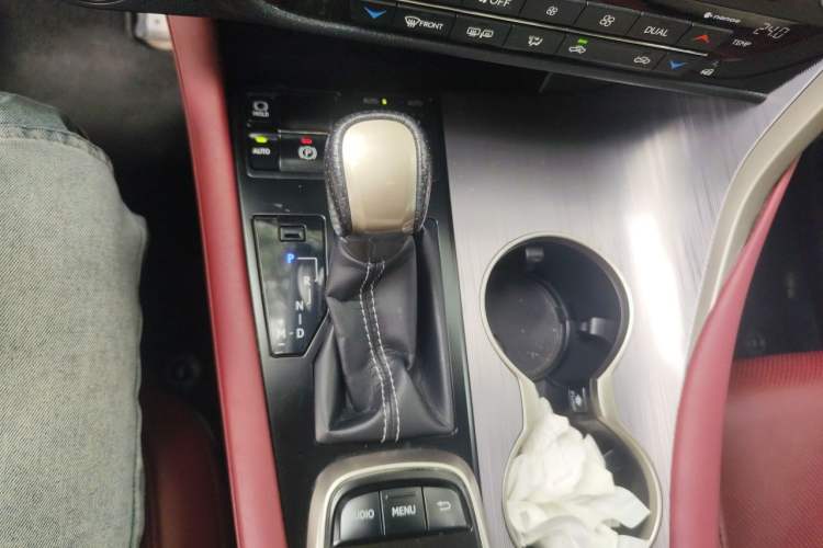 Used Lexus RX 2016 300 4x4 F SPORT Version China V Standard Gear Lever
