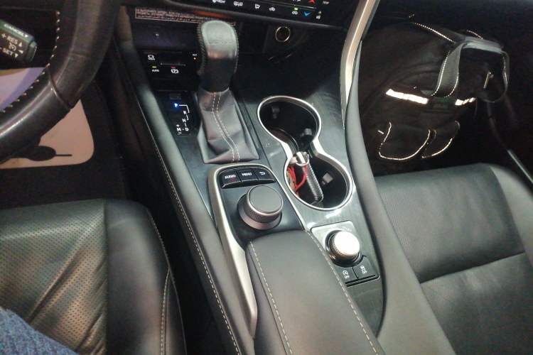 Used Lexus RX 2016 300 4x4 Elegant Edition China V-standard Gear Lever