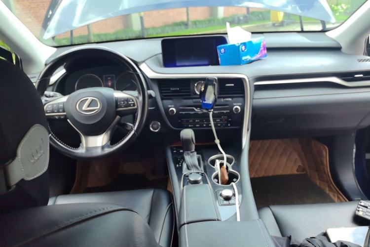 Used Lexus RX 2016 300 Two-Wheel Drive Elite Version China V Standard Interior 2