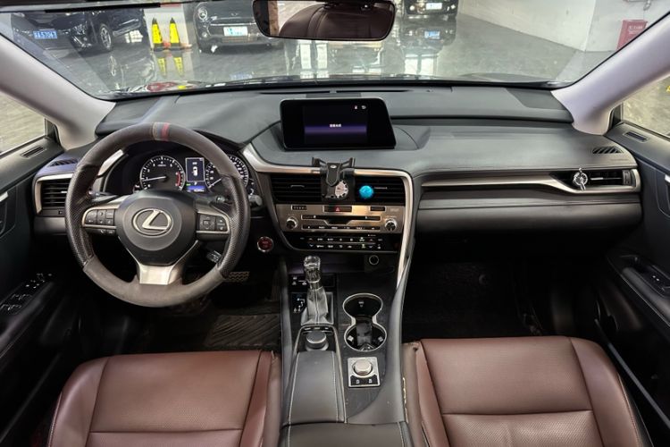 Used Lexus RX 2016 300 Two-Wheel Drive Elite Version China V Standard Interior 2