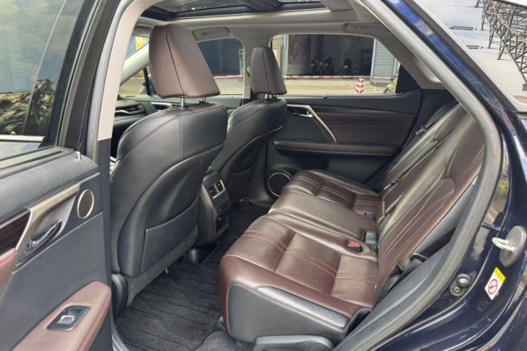 Used Lexus RX 2016 450h Four-Wheel Drive Luxury Edition Interior 3