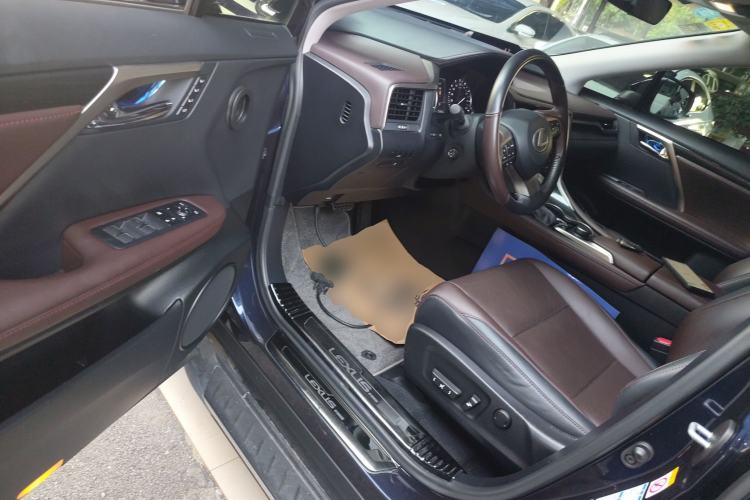 Used Lexus RX 2016 300 4x4 Elegant Edition China V-standard Interior 3