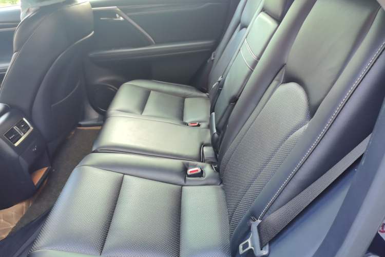 Used Lexus RX 2016 300 Two-Wheel Drive Elite Version China V Standard Interior 4