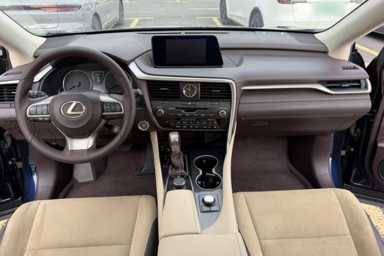 Used Lexus RX 2016 300 Two-Wheel Drive Elite Version China V Standard Interior 4
