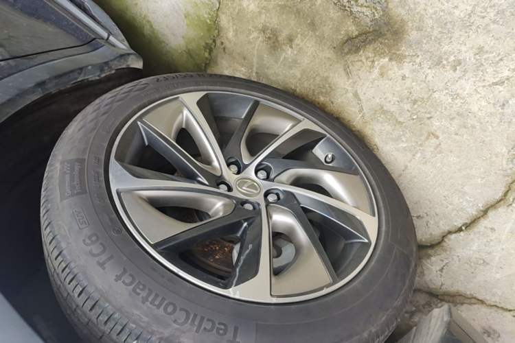 Used Lexus RX 2016 300 4x4 Elegant Edition China V-standard Left Front Wheel Hub