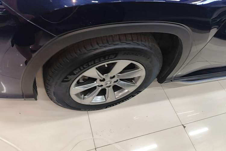 Used Lexus RX 2016 300 Two-Wheel Drive Elite Version China V Standard Left Front Wheel Hub