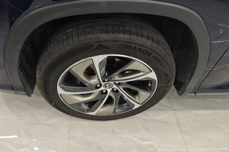 Used Lexus RX 2016 300 4x4 Elegant Edition China V-standard Left Front Wheel Hub