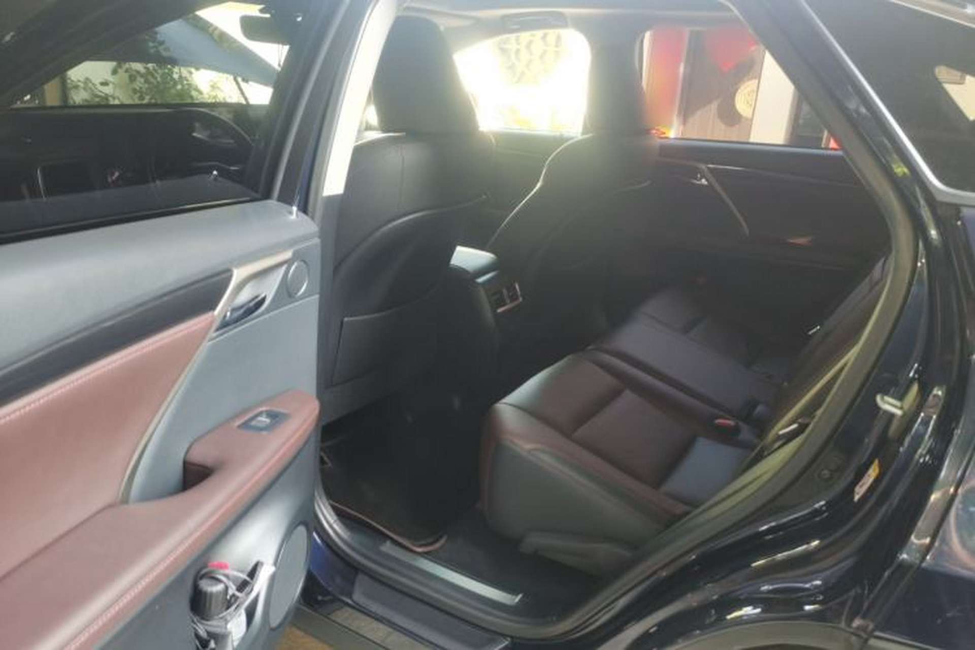 Used Lexus RX 2016 300 4x4 Elegant Edition China V-standard Left Rear Seat
