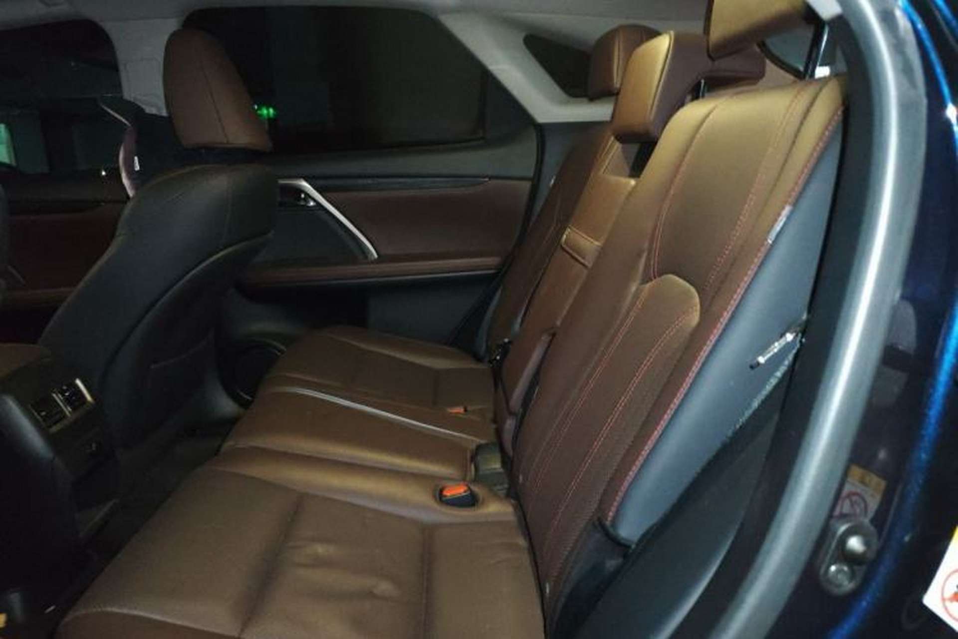 Used Lexus RX 2016 300 4x4 Elegant Edition China VI Left Rear Seat