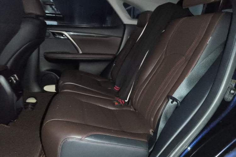 Used Lexus RX 2016 300 4x4 Elegant Edition China V-standard Left Rear Seat