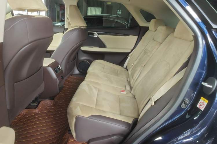 Used Lexus RX 2016 300 Two-Wheel Drive Elite Version China V Standard Left Rear Seat