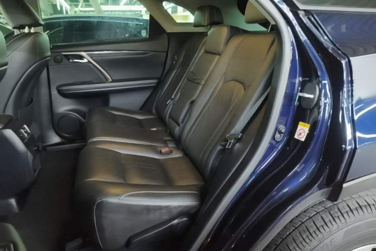Used Lexus RX 2016 300 Two-Wheel Drive Elite Version China V Standard Left Rear Seat