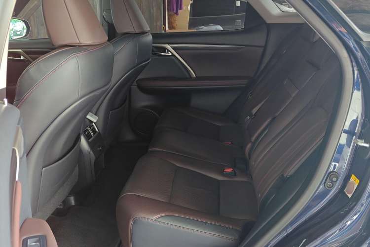Used Lexus RX 2016 300 4x4 Elegant Edition China V-standard Left Rear Seat