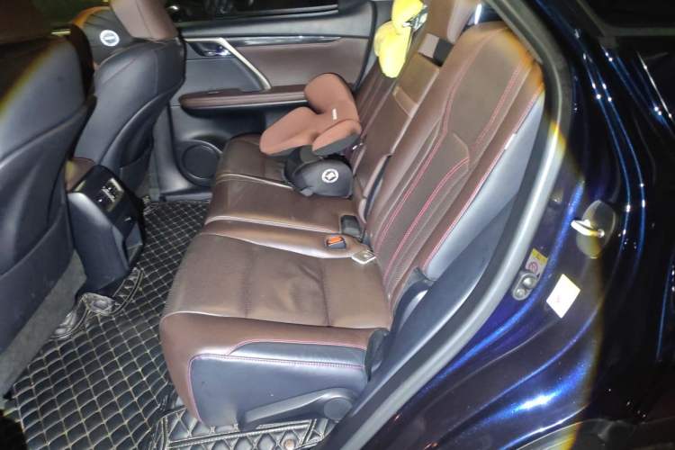 Used Lexus RX 2016 300 4x4 Elegant Edition China V-standard Left Rear Seat