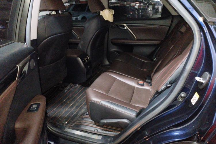 Used Lexus RX 2016 300 Two-Wheel Drive Comfort Edition China V Standard Left Rear Seat