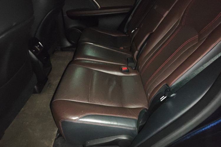 Used Lexus RX 2016 300 4x4 Elegant Edition China V-standard Left Rear Seat