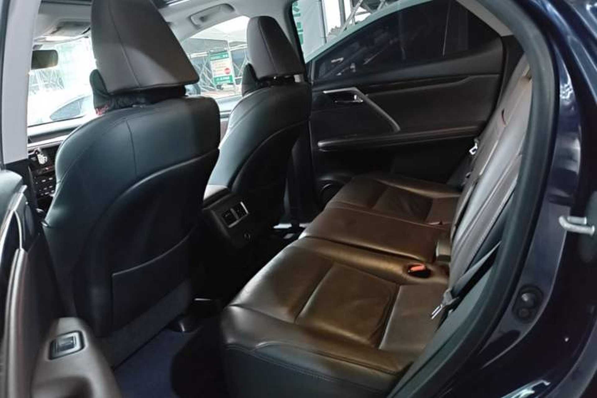 Used Lexus RX 2016 300 4x4 Elegant Edition China VI Left Rear Seat