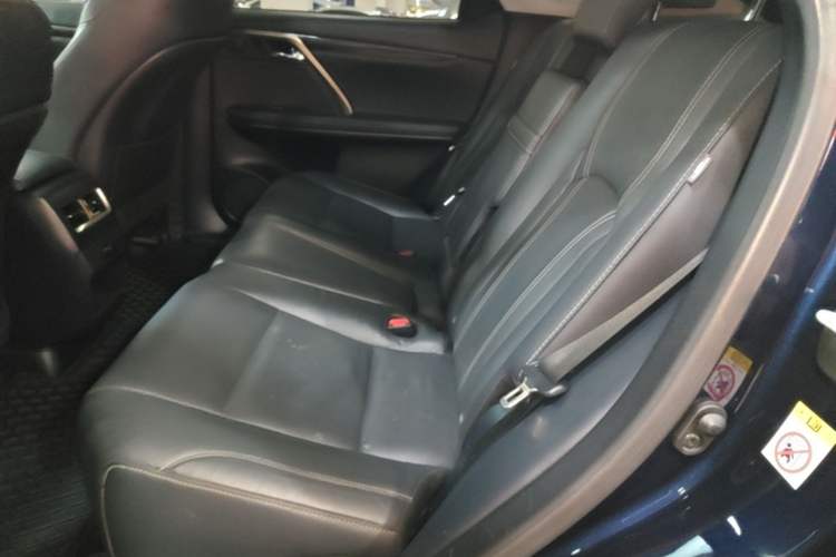 Used Lexus RX 2016 300 4x4 Elegant Edition China V-standard Left Rear Seat