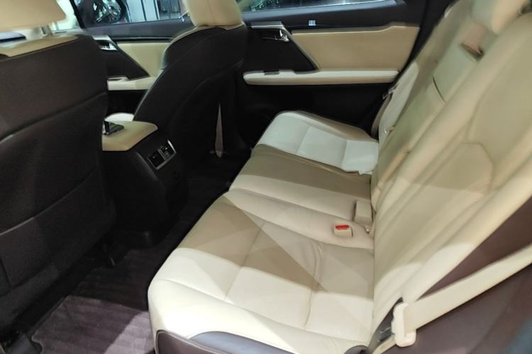 Used Lexus RX 2016 300 4x4 Elegant Edition China V-standard Left Rear Seat