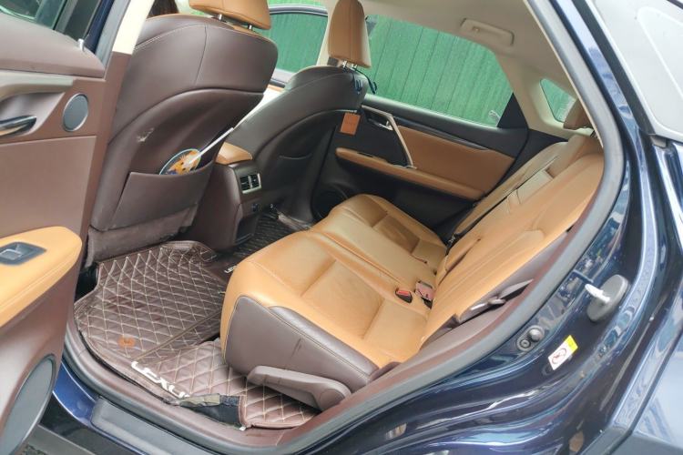 Used Lexus RX 2016 300 Two-Wheel Drive Comfort Edition China V Standard Left Rear Seat