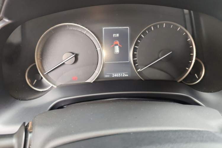 Used Lexus RX 2016 450h Four-Wheel Drive Luxury Edition Odometer Close Up