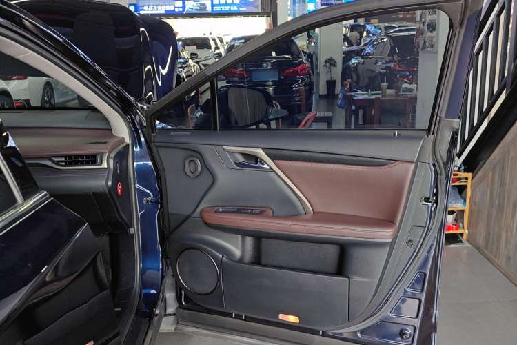 Used Lexus RX 2016 300 4x4 Elegant Edition China V-standard Right Front Door Interior
