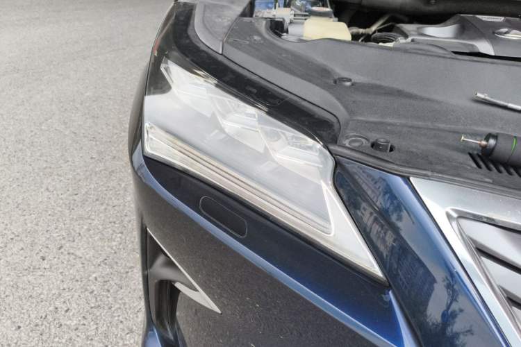 Used Lexus RX 2016 300 4x4 Elegant Edition China V-standard Right Front Headlight