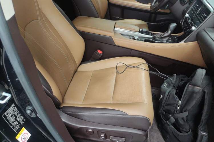 Used Lexus RX 2016 300 4x4 Elegant Edition China V-standard Right Front Seat