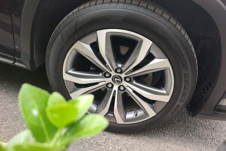 Used Lexus RX 2016 450h Four-Wheel Drive Elegant Edition Right Front Wheel Hub